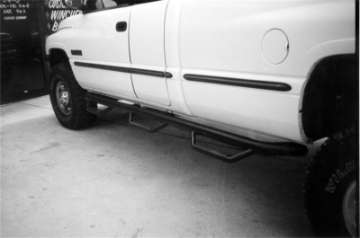 Picture of N-Fab Nerf Step 97-01 Dodge Ram 1500-2500-3500 Quad Cab 8ft Bed - Gloss Black - Bed Access - 3in