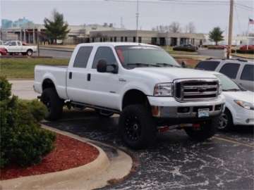 Picture of N-Fab Nerf Step 99-16 Ford F-250-350 Super Duty Crew Cab - Gloss Black - Cab Length - 3in