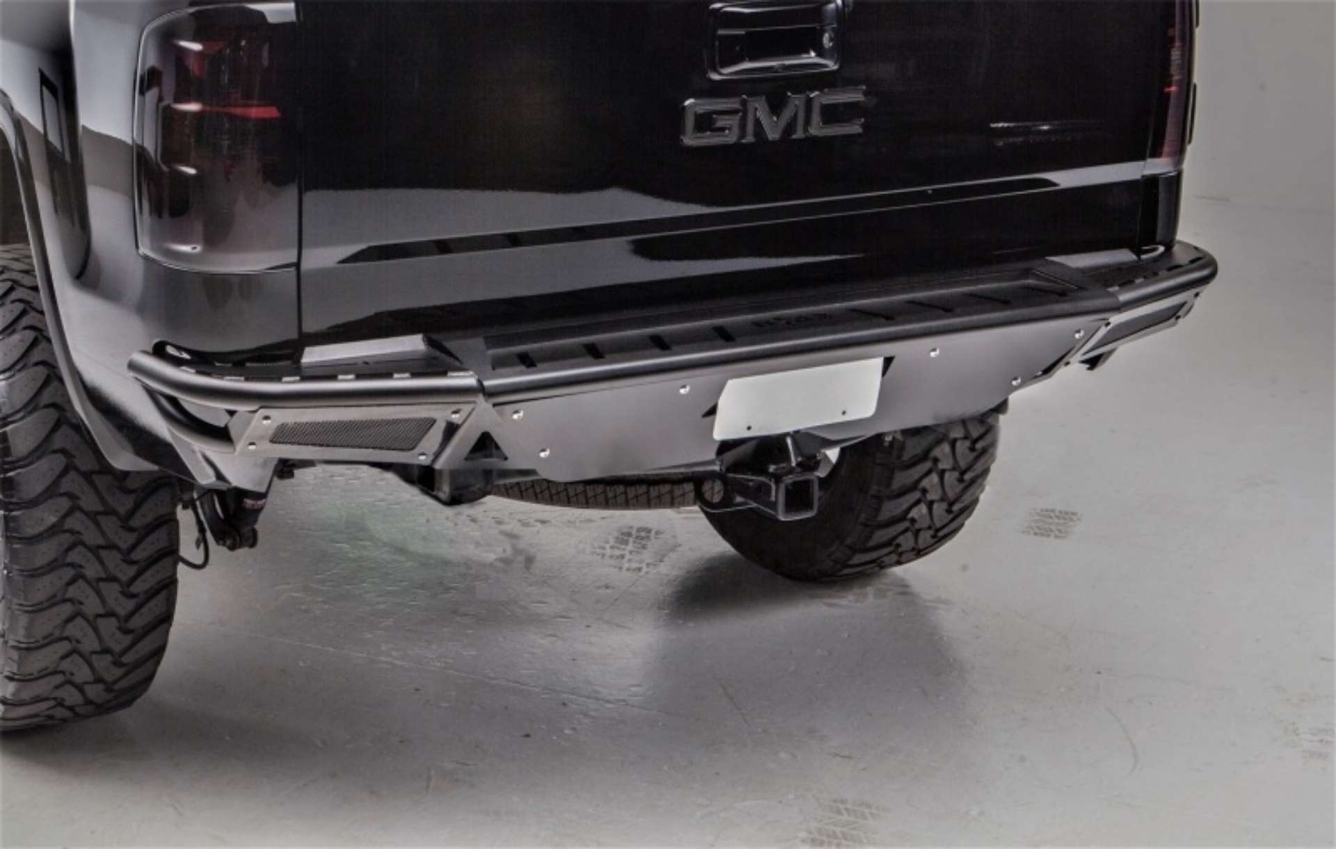 Picture of N-Fab RBS-H Rear Bumper 07-13 Chevy-GMC 1500 - Tex- Black