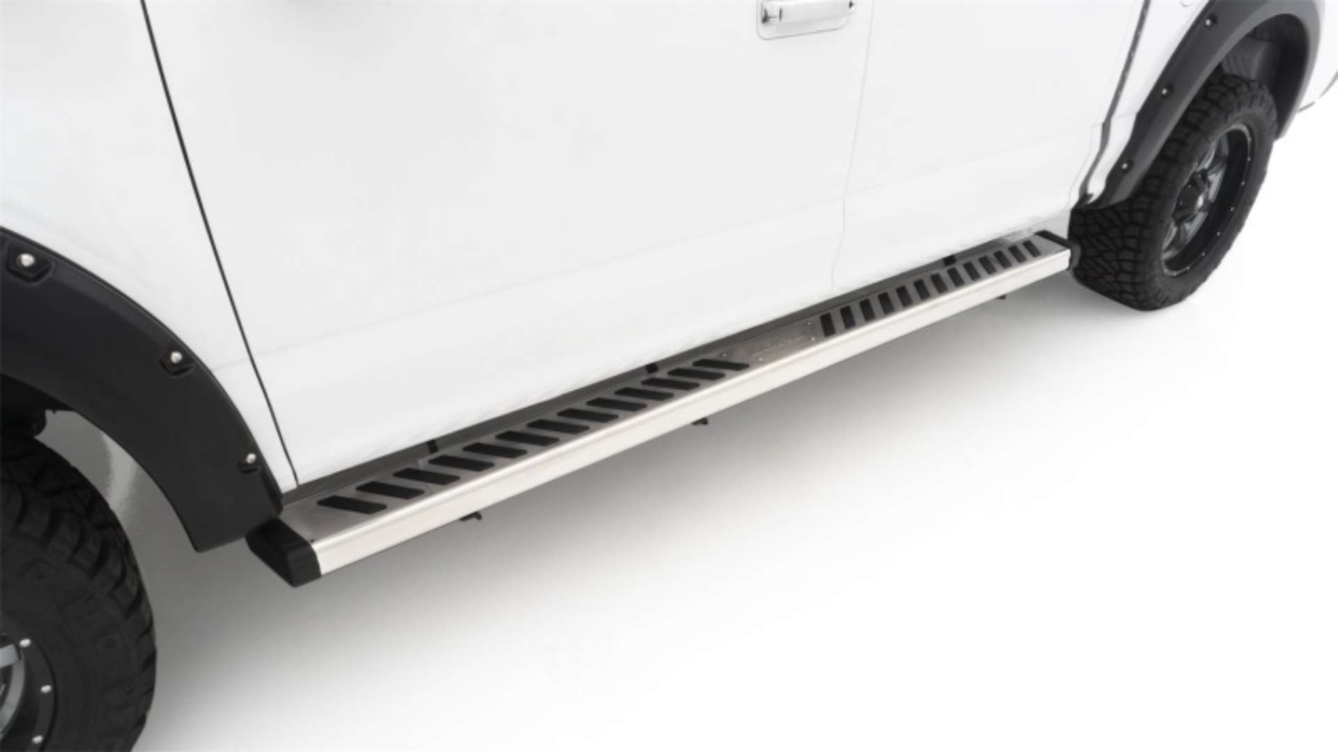 Picture of Lund 15-18 Ford F-150 SuperCrew Summit Ridge 2-0 Running Boards - Stainless