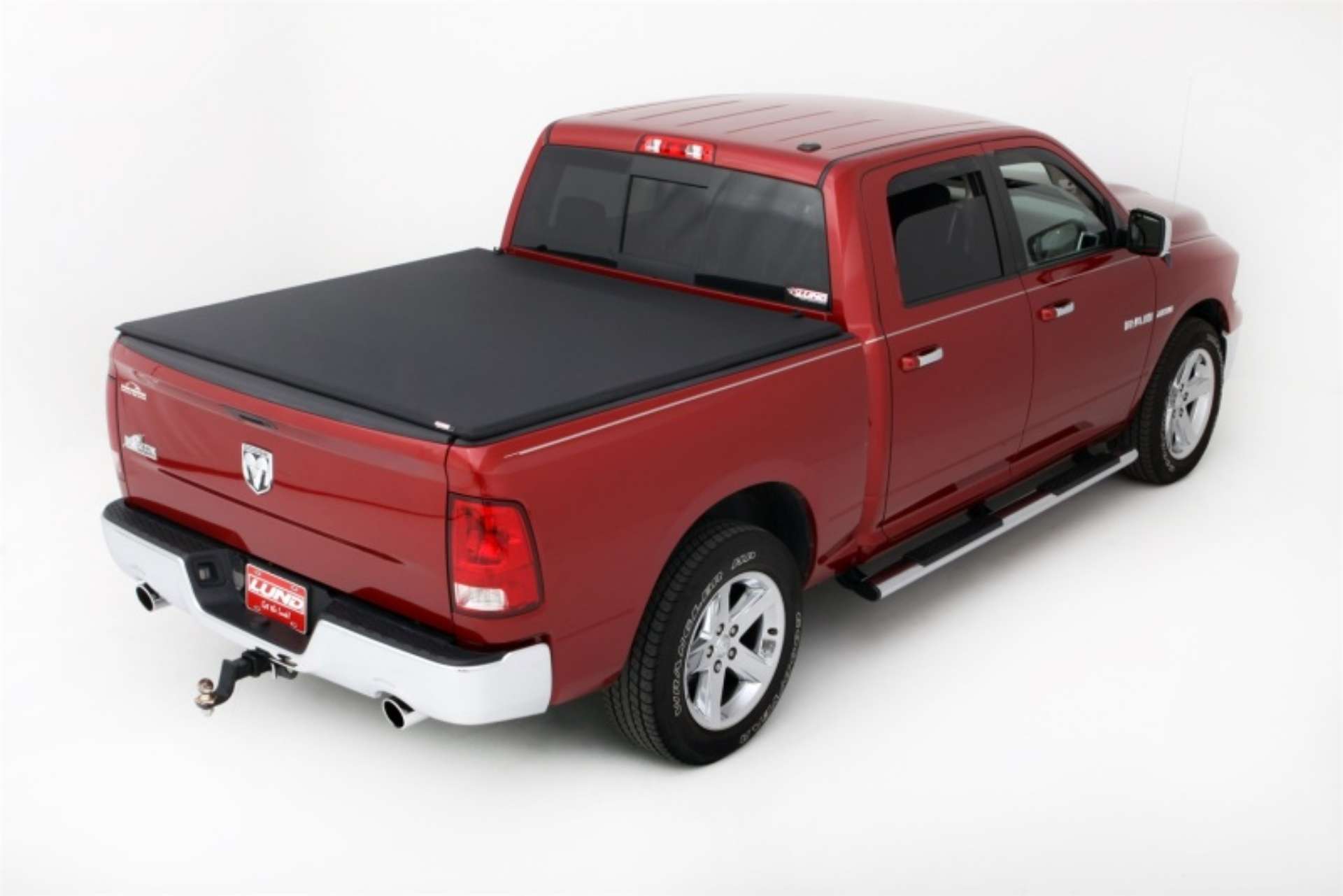 Picture of Lund 02-17 Dodge Ram 1500 5-5ft- Bed Genesis Elite Tri-Fold Tonneau Cover - Black