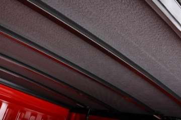 Picture of Lund 07-17 Toyota Tundra 5-5ft- Bed Genesis Elite Tri-Fold Tonneau Cover - Black