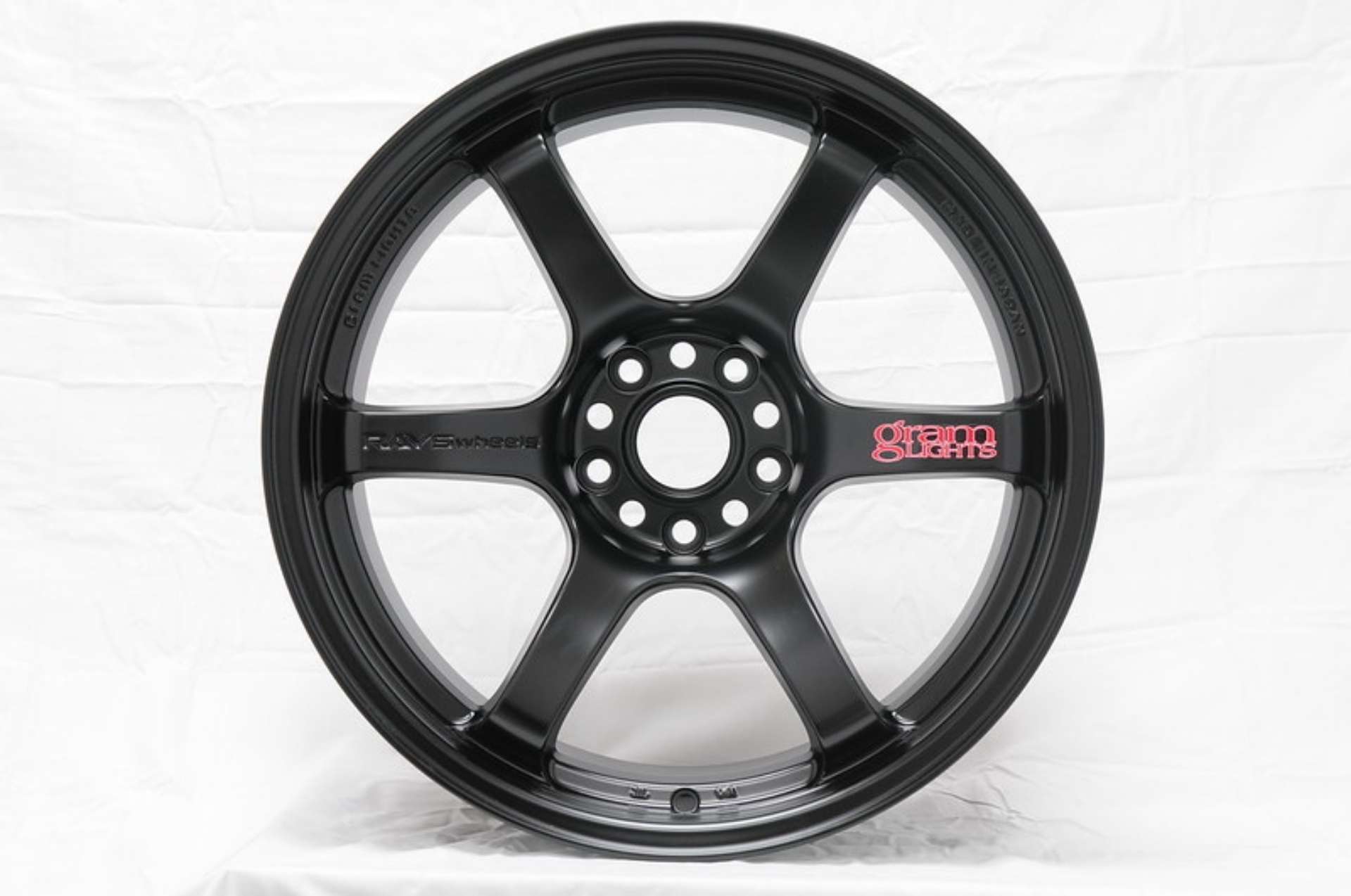 Picture of Gram Lights 57DR 18x8-5 +37 5-114-3 Semi Gloss Black Wheel