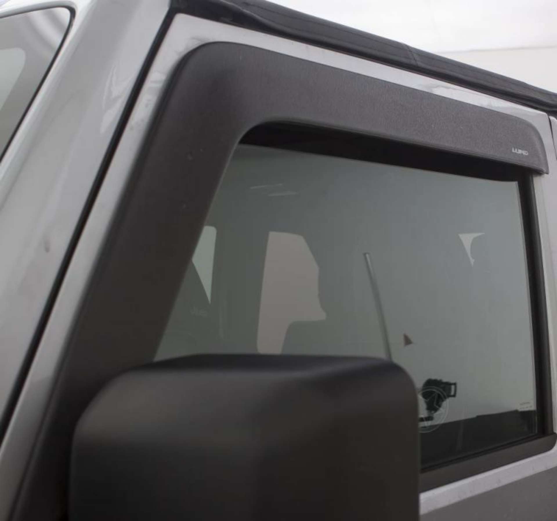 Picture of AVS 07-18 Jeep Wrangler 2 Door Only Ventvisor Low Profile Window Deflectors 2pc - Matte Black