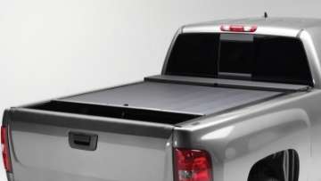 Picture of Roll-N-Lock 88-98 Chevy Silverado-Sierra SB 77-1-4in M-Series Retractable Tonneau Cover