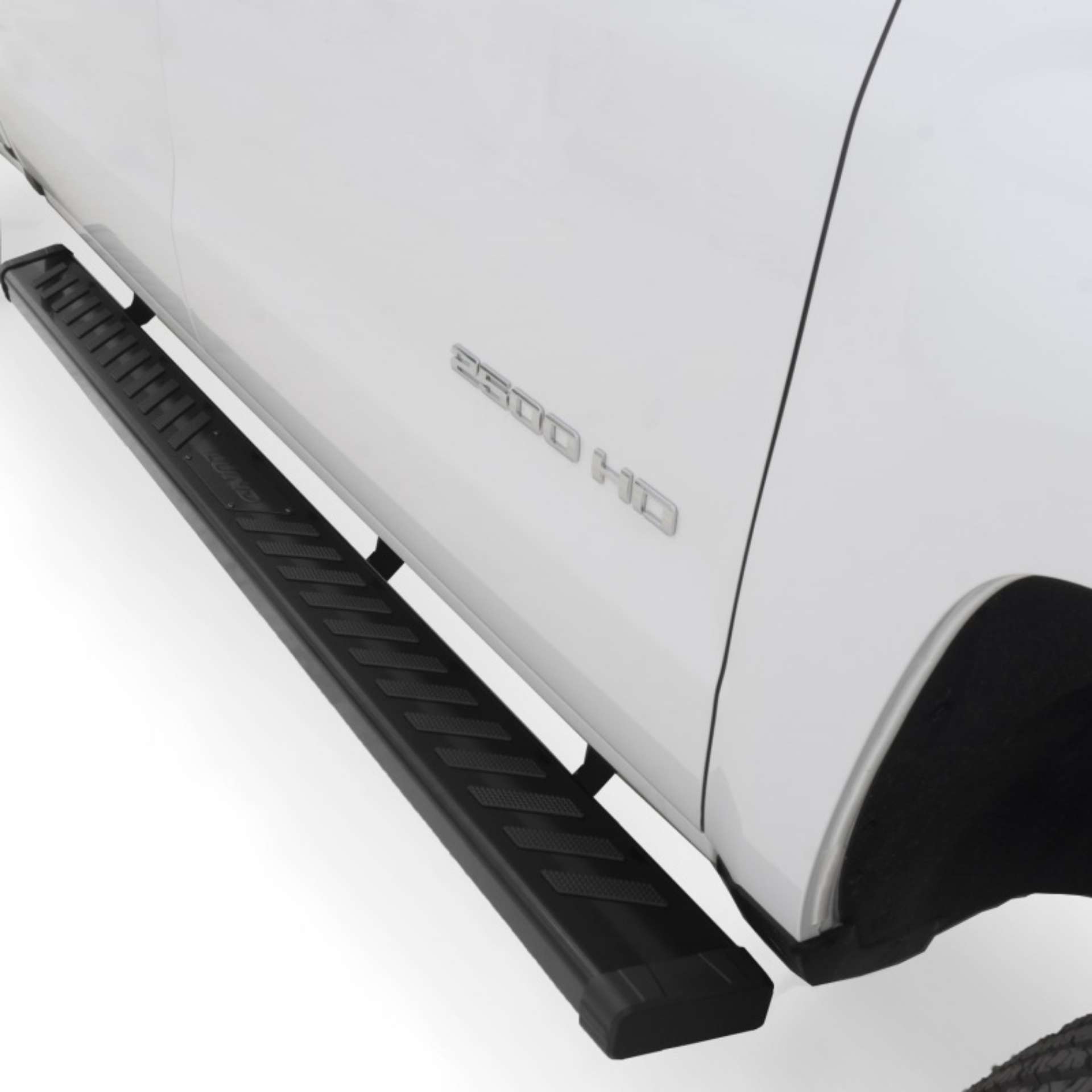 Picture of Lund 2019 Chevy Silverado 1500 Crew Cab Summit Ridge 2-0 Running Boards - Black