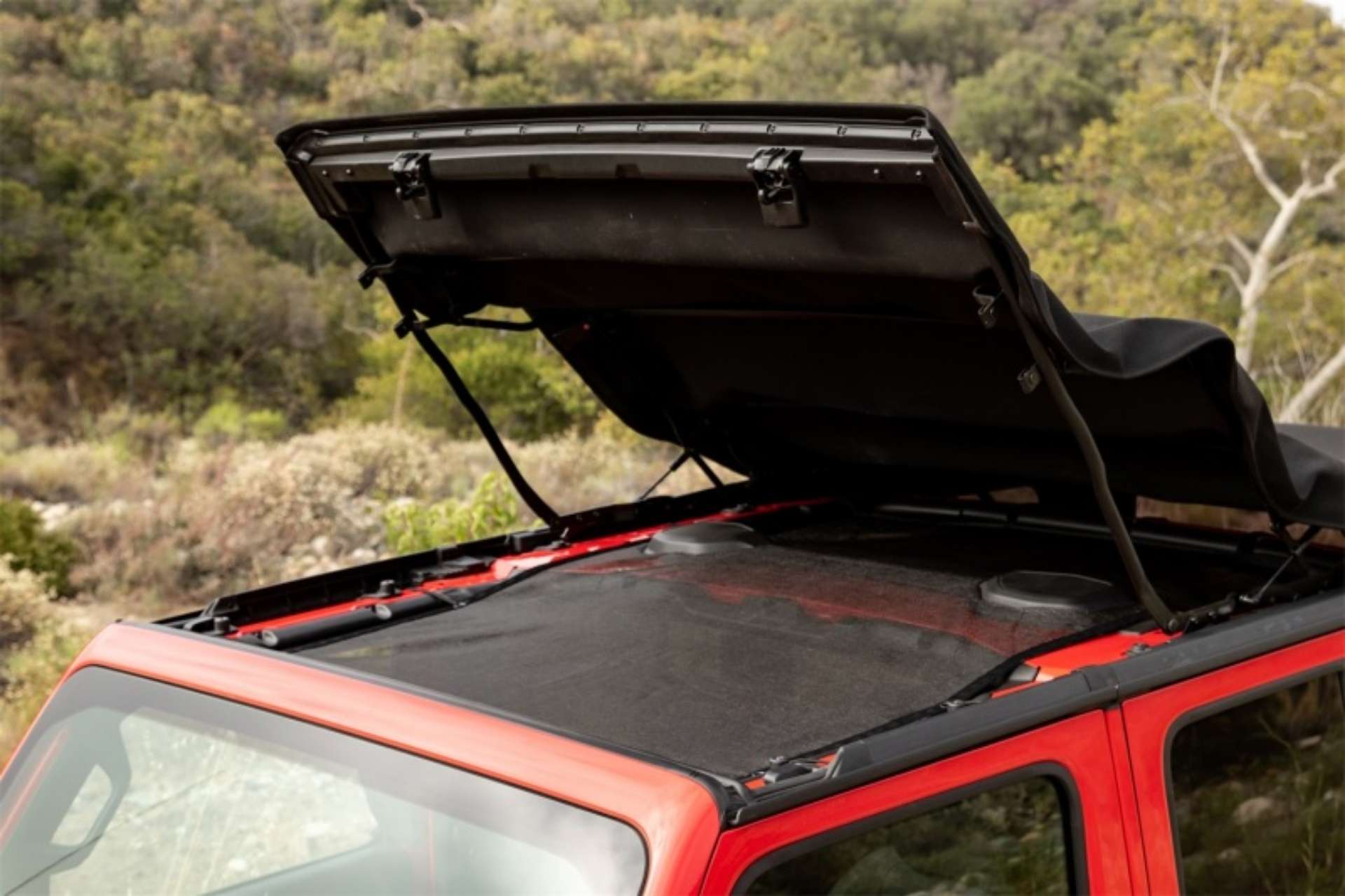 Picture of Rampage 2018-2019 Jeep WranglerJL Unlimited Sport 4-Door Mesh Shade Top - Extended - Black