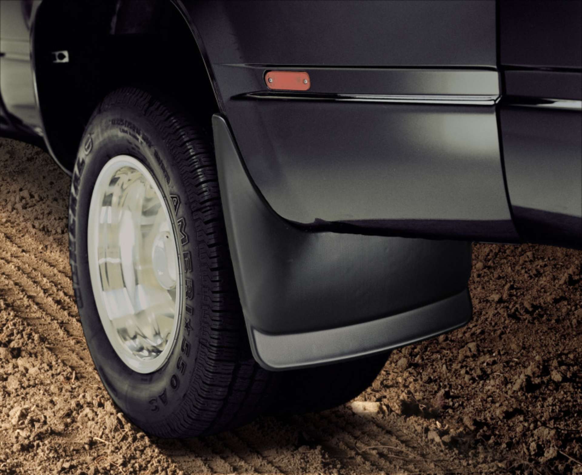 Picture of Husky Liners 92-00 Chevrolet Silverado-GMC Sierra Dually Custom-Molded Rear Mud Guards