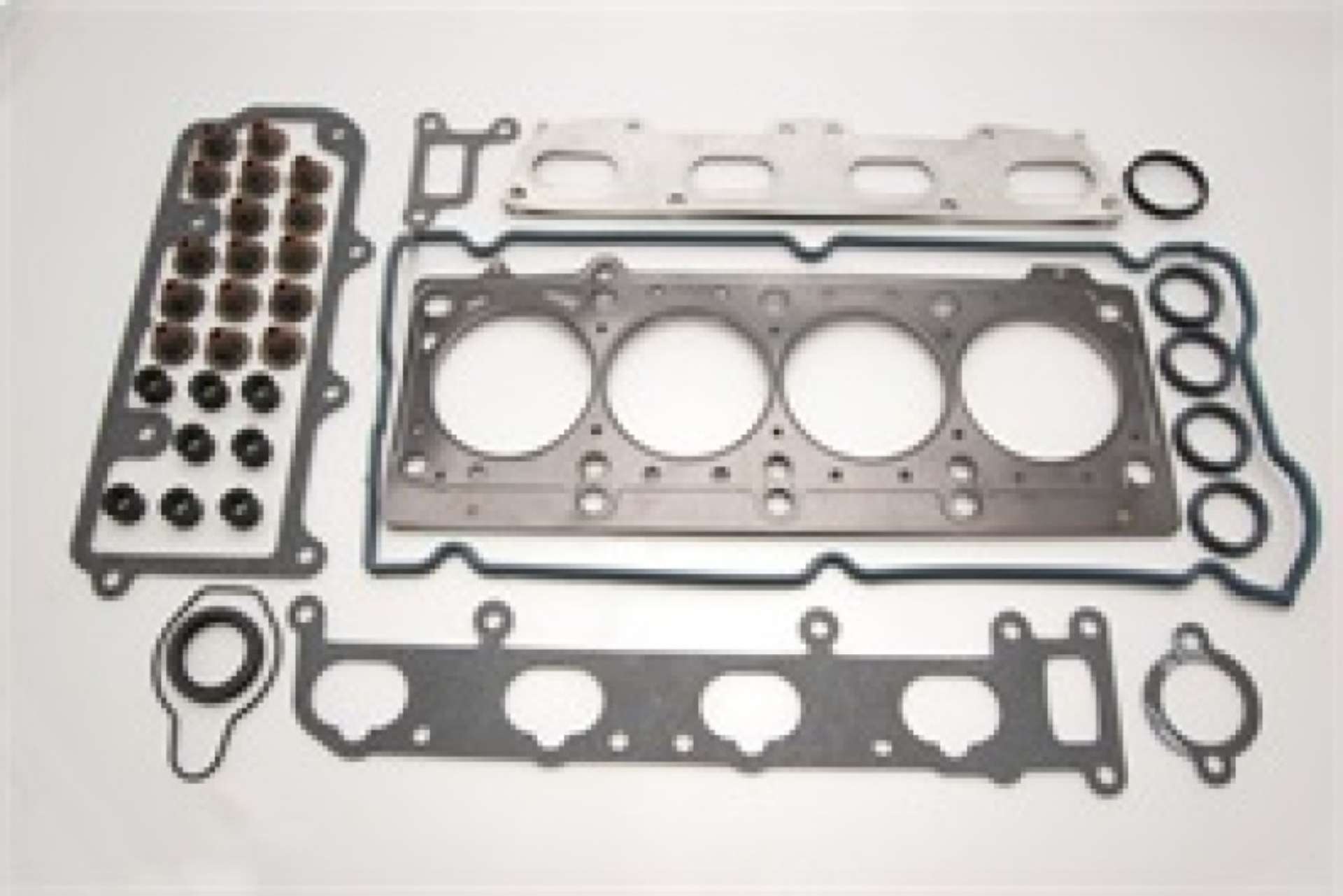 Picture of Cometic Street Pro Mitsubishi 1995-99 DOHC 420A 2-0L 89-5mm Bore -040in Top End Kit