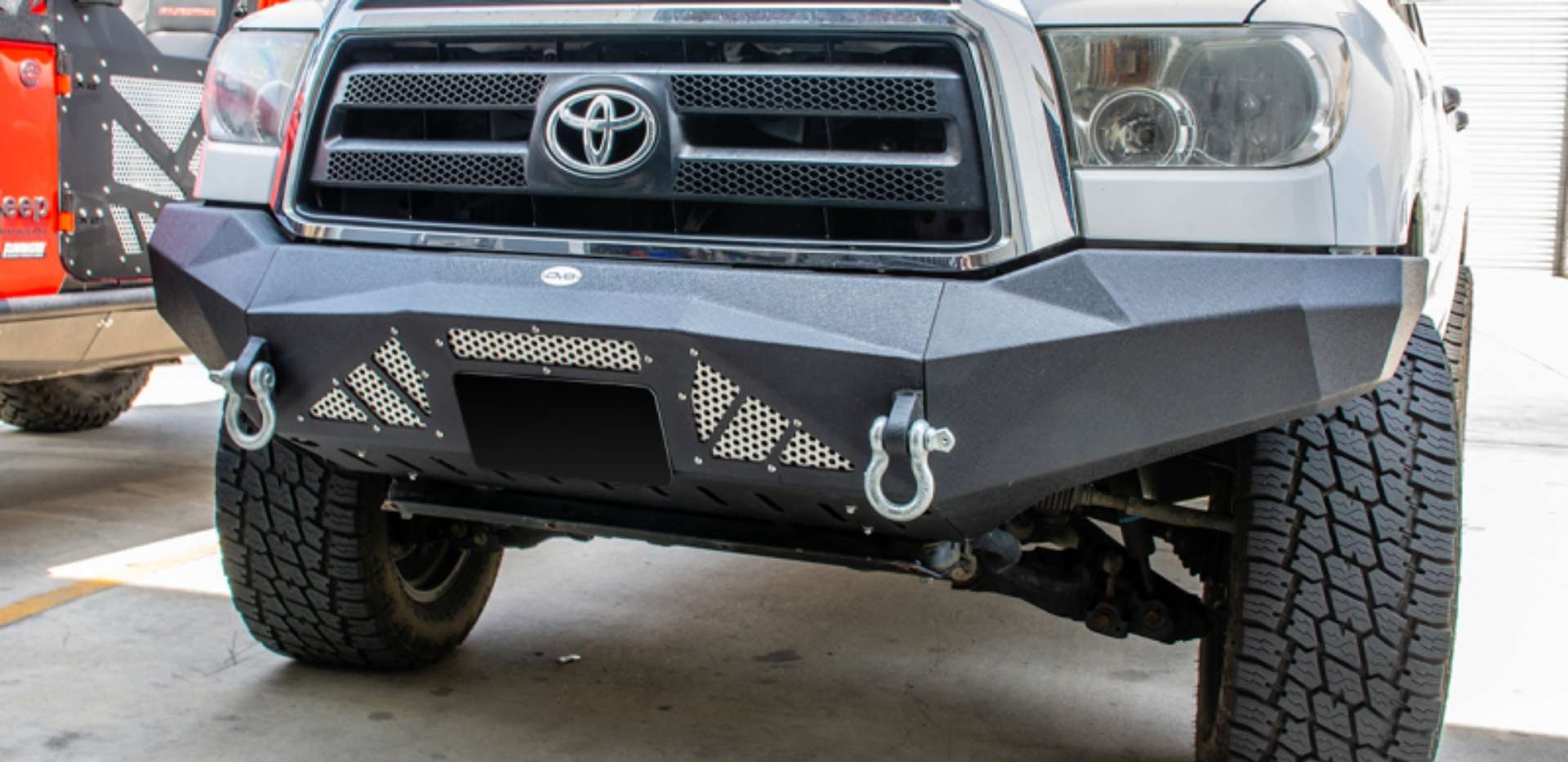 Picture of DV8 Offroad 07-13 Toyota Tundra Front Winch Bumper