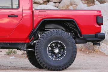 Picture of Fabtech 20-21 Jeep Gladiator 4WD Rear Steel Tube Fenders