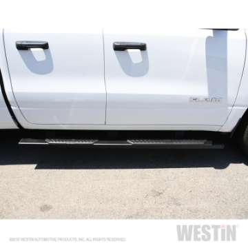 Picture of Westin 19-20 Ram 1500 Quad Cab Excl 2019 Ram 1500 Classic R5 Nerf Step Bars - Black