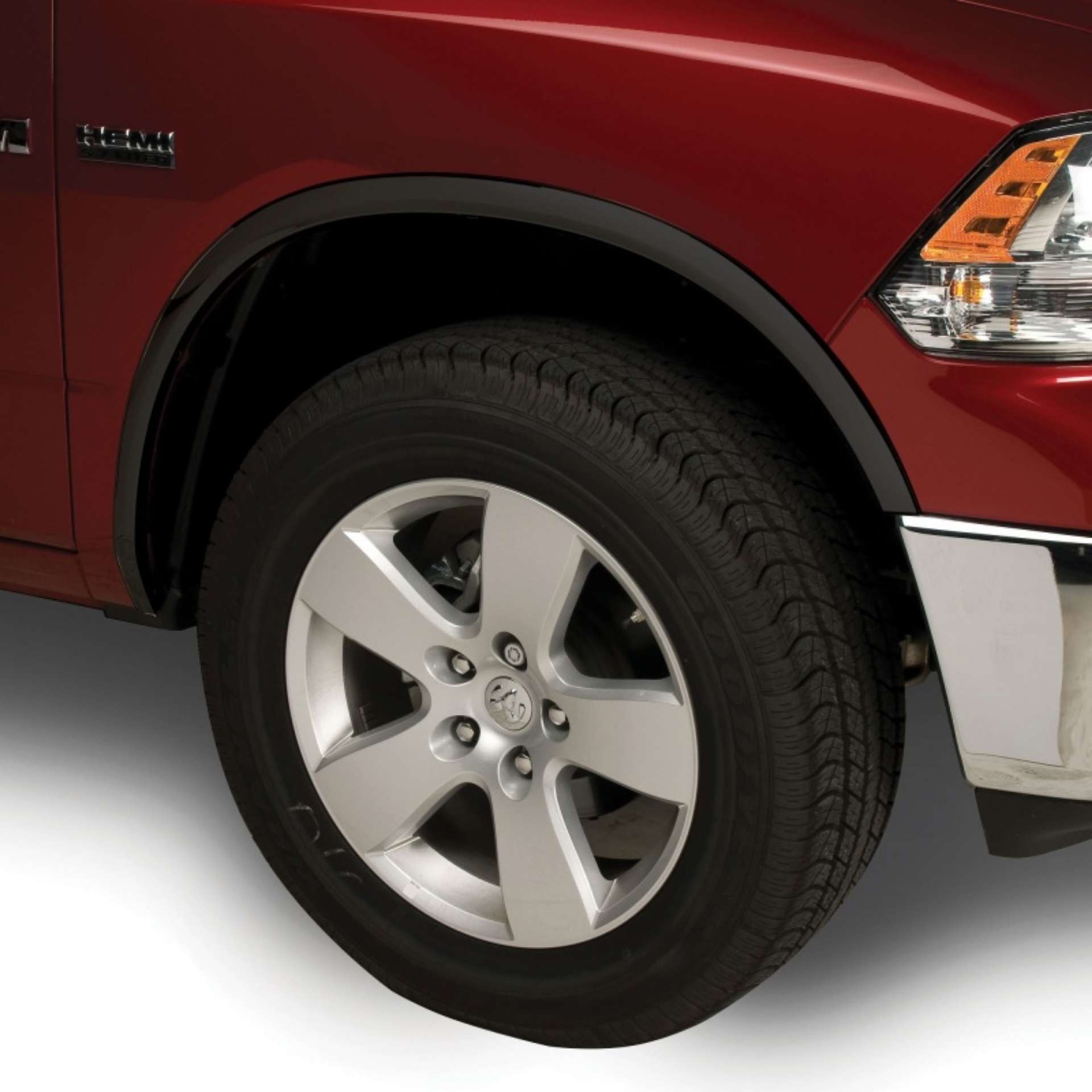 Picture of Putco 09-18 Ram 1500 - Hemi and Non-Hemi - w-o Factory Fender Flares Black Platinum Fender Trim