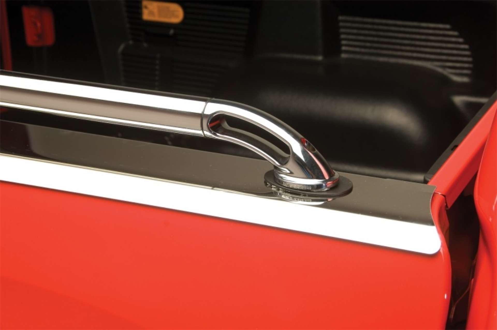 Picture of Putco 15-20 Chevy Colorado - 6ft Box Boss Locker Side Rails