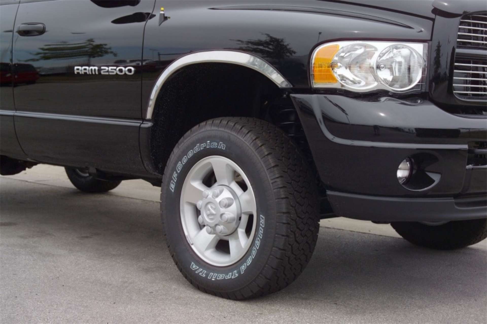 Picture of Putco 93-05 Ford Ranger w-o Factory Molding - Full Stainless Steel Fender Trim