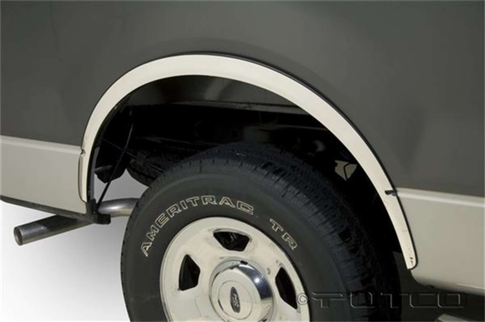 Picture of Putco 04-14 Ford F-150 Reg Cab-Ext Cab-Super Crew F-150 w-o Factory Flares - Full SS Fender Trim