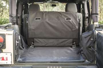 Picture of Rugged Ridge C3 Cargo Cover 2-Door w-Subwoofer 07-14 Jeep Wrangler