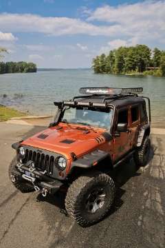 Picture of Rugged Ridge Performance Vented Hood 07-18 Jeep Wrangler JK