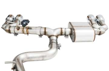 Picture of AWE Tuning Audi 8V S3 SwitchPath Exhaust w-Chrome Silver Tips 102mm