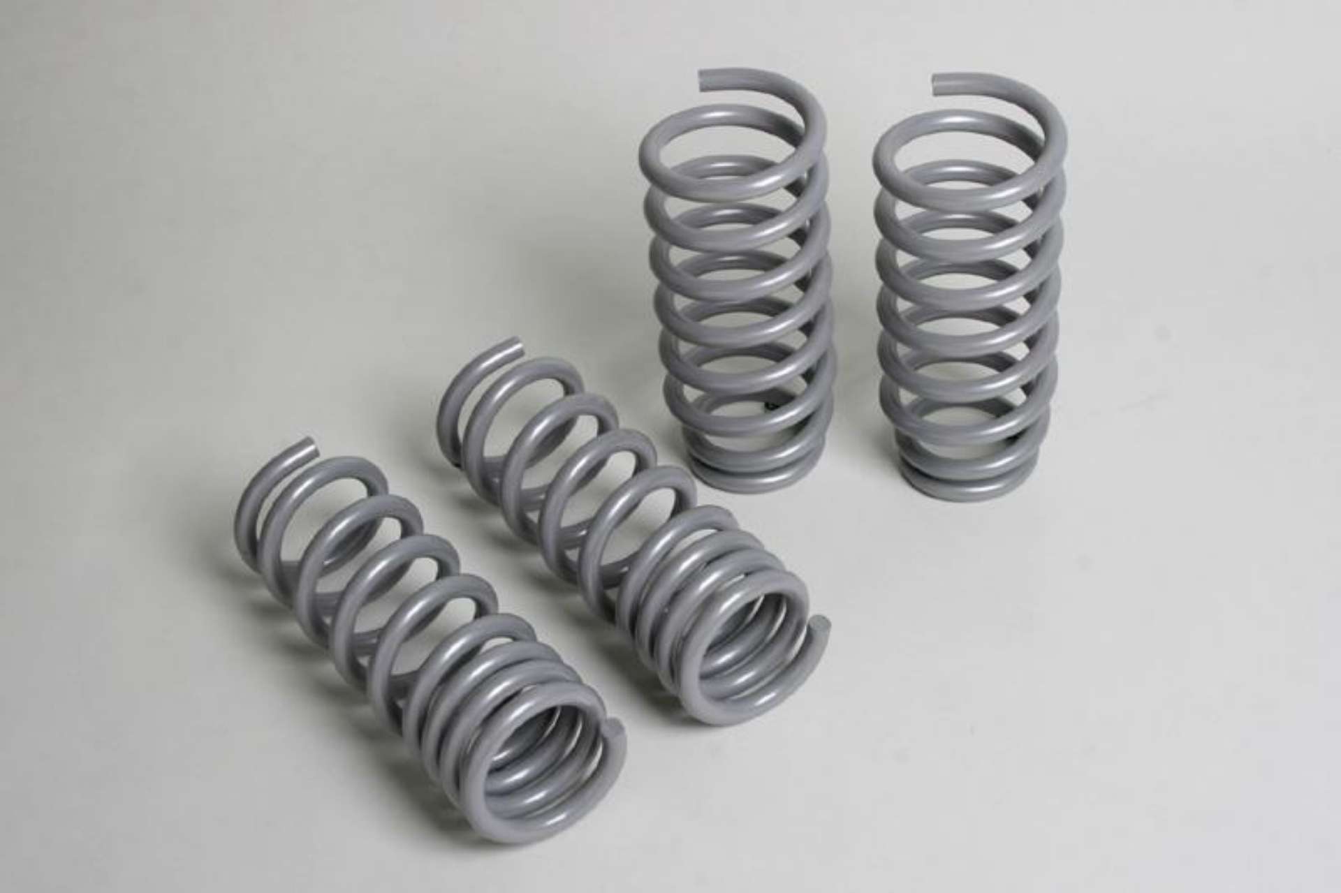 Picture of Progress Tech 04-10 Dodge Chrysler 300C-2009+ Dodge Challenger V8 Sport Springs