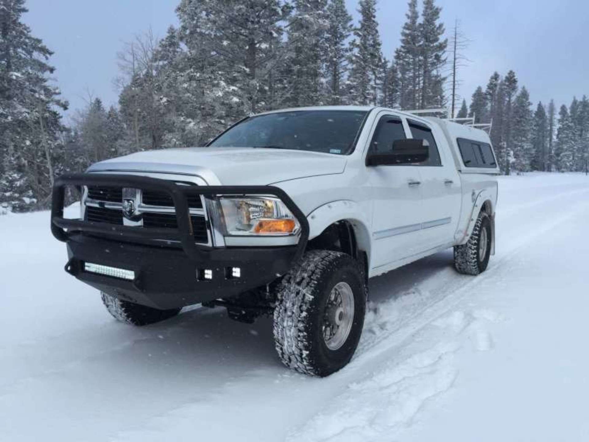 Picture of Road Armor 10-18 Dodge 2500 iDentity Front Bumper Components - Standard End Pods - Raw