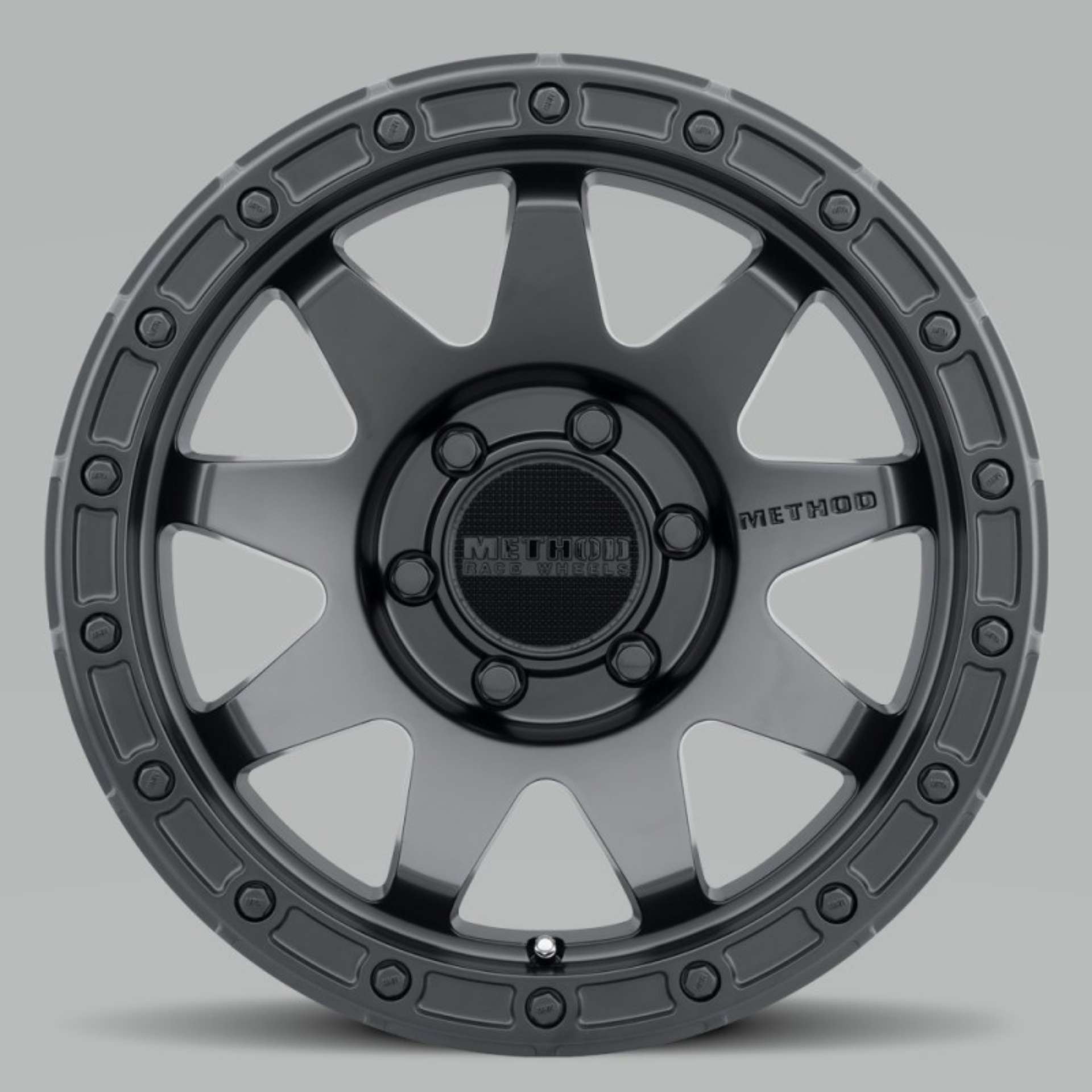 Picture of Method MR317 18x9 +18mm Offset 6x135 87mm CB Matte Black Wheel