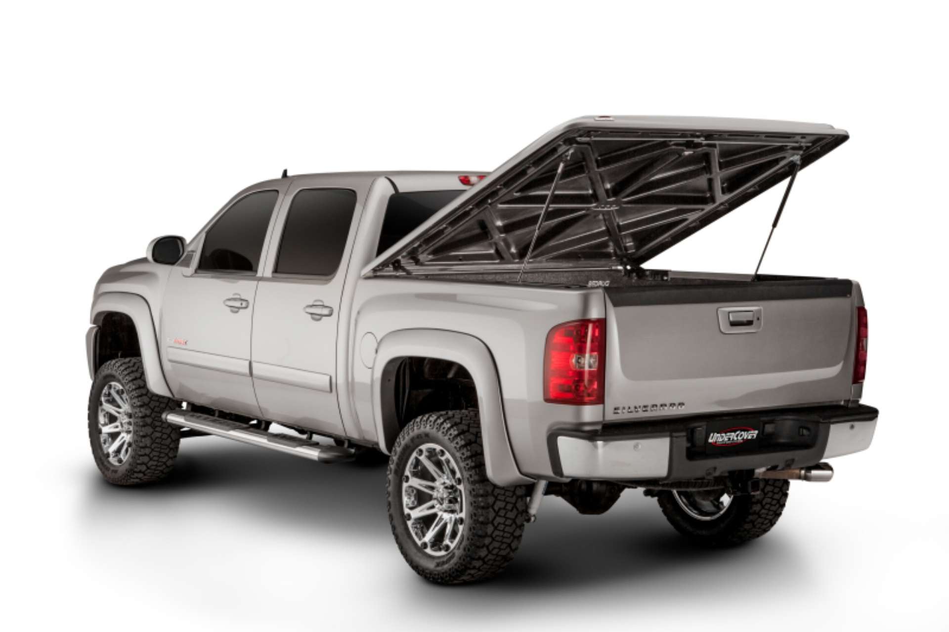 Picture of UnderCover 15-17 Chevy Silverado 1500 5-8ft Lux Bed Cover - Overcast Effect