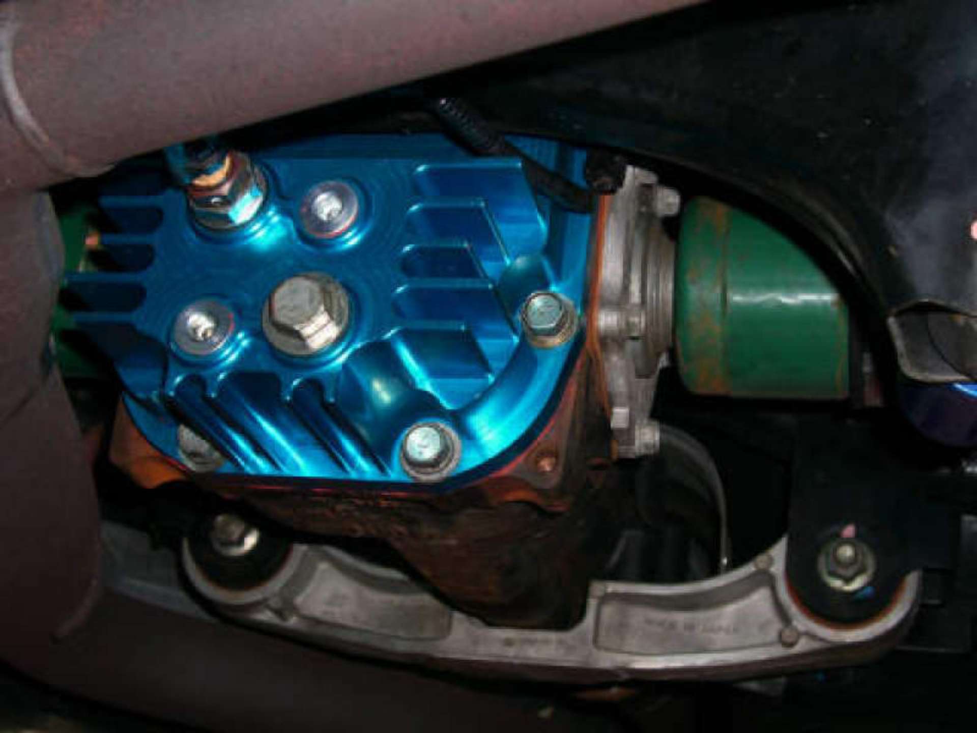 Picture of Cusco Rear Differential Cover Blue Increased Capacity Subaru Impreza WRX STi R180 End