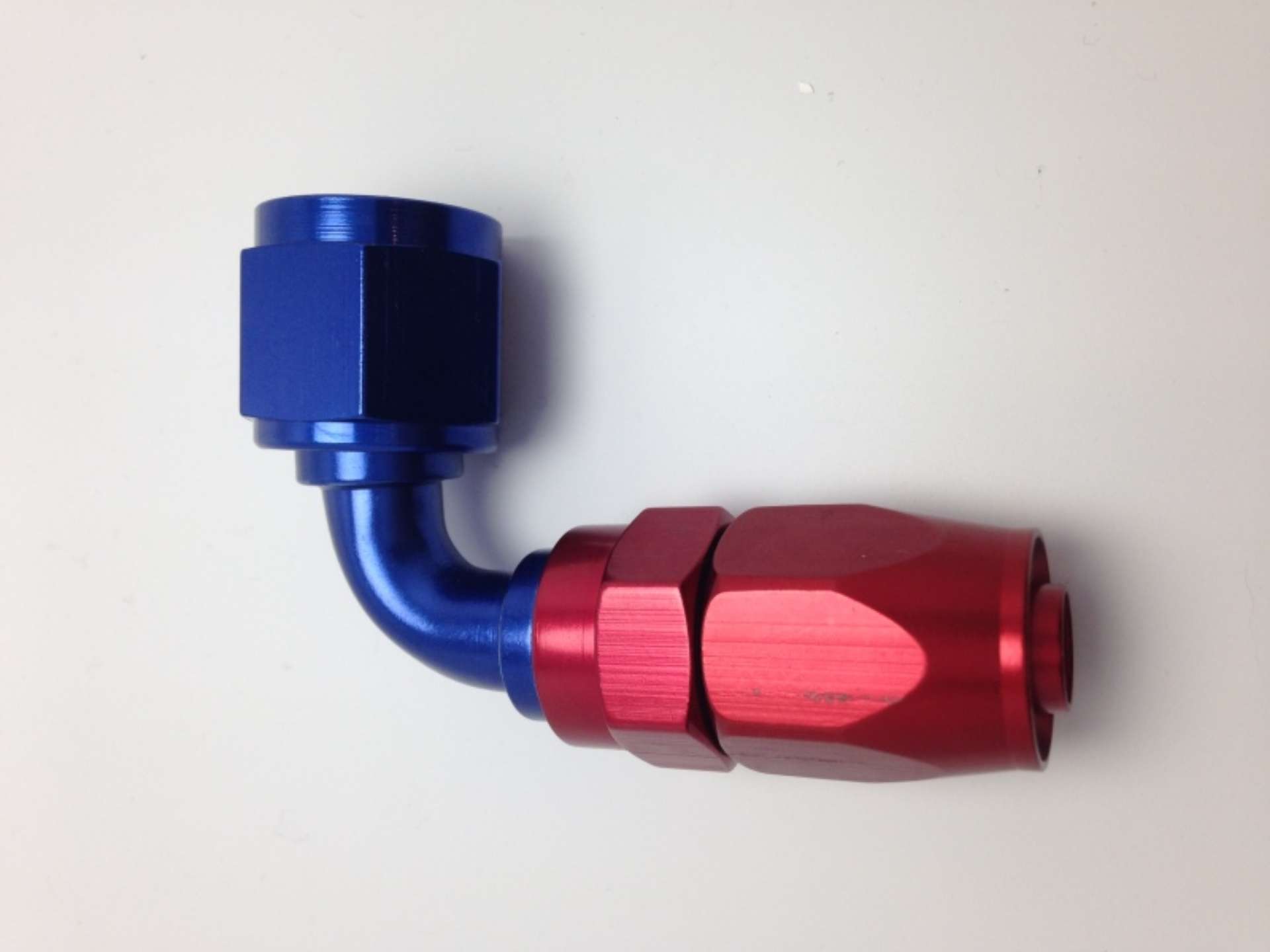 Picture of Fragola -6AN Nut x -8AN Hose 90 Degree Expanding Hose End