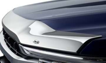 Picture of AVS 21-22 Ford F-150 Excl- Tremor-Raptor Aeroskin Low Profile Hood Shield - Chrome