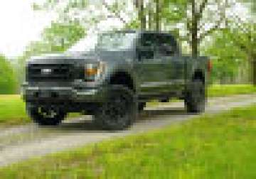 Picture of Superlift 2021 Ford F-150 4WD 6in Lift Kit w-Superlift Shadow Series Rear Shocks