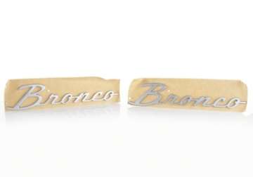 Picture of Ford Racing 21-23 Bronco Script Fender Badge - Silver