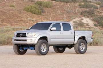 Picture of Fabtech 05-14 Toyota Tacoma 4WD-2WD 6 Lug Models 6in Perf Sys w-Dlss 2-5 C-Os & Rr Dlss