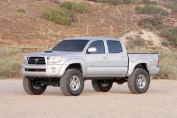 Picture of Fabtech 05-14 Toyota Tacoma 4WD-2WD 6 Lug Models 6in Perf Sys w-Dlss 2-5C-O Resi & Rr Dlss