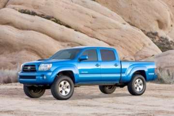 Picture of Fabtech 05-14 Toy Tacoma 2WD-4WD 6 Lug 3in UCA Sys w-Dl 2-5 C-O Resi & Rr Dl Resi & Rr Leaf Pack