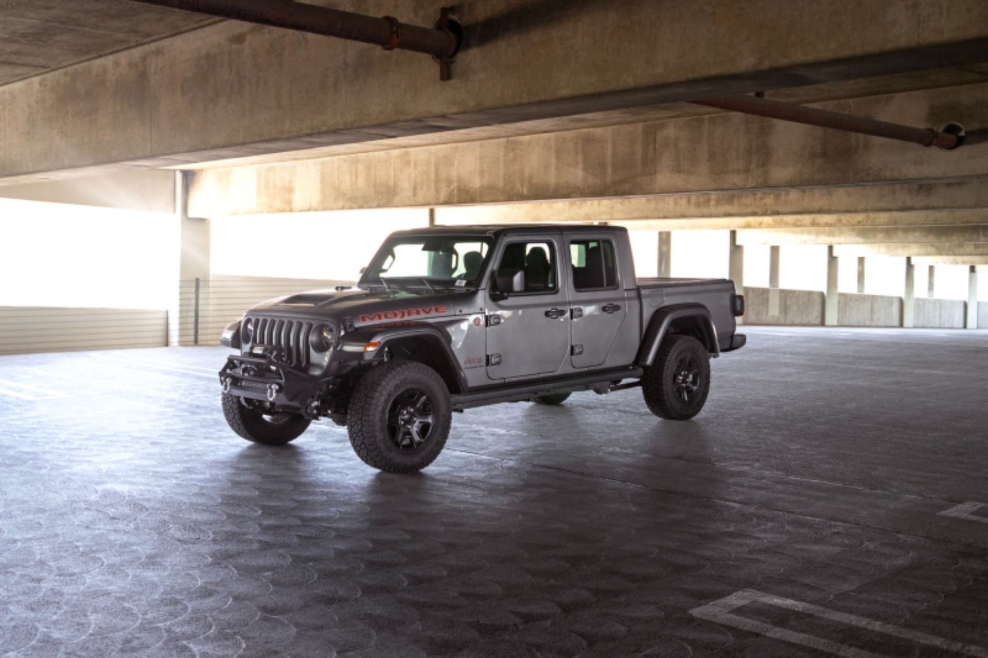 Picture of DV8 Offroad 07-23 Jeep Wrangler JK-JL & Gladiator JT FS-1 Series Stubby Front Bumper