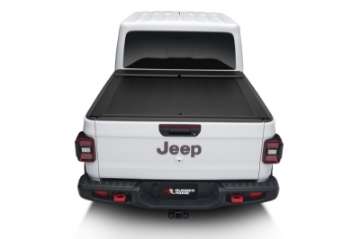 Picture of Rugged Ridge Armis Retractable Locking Bed Cover w-o Trail Rails 20-21 Jeep Gladiator JT