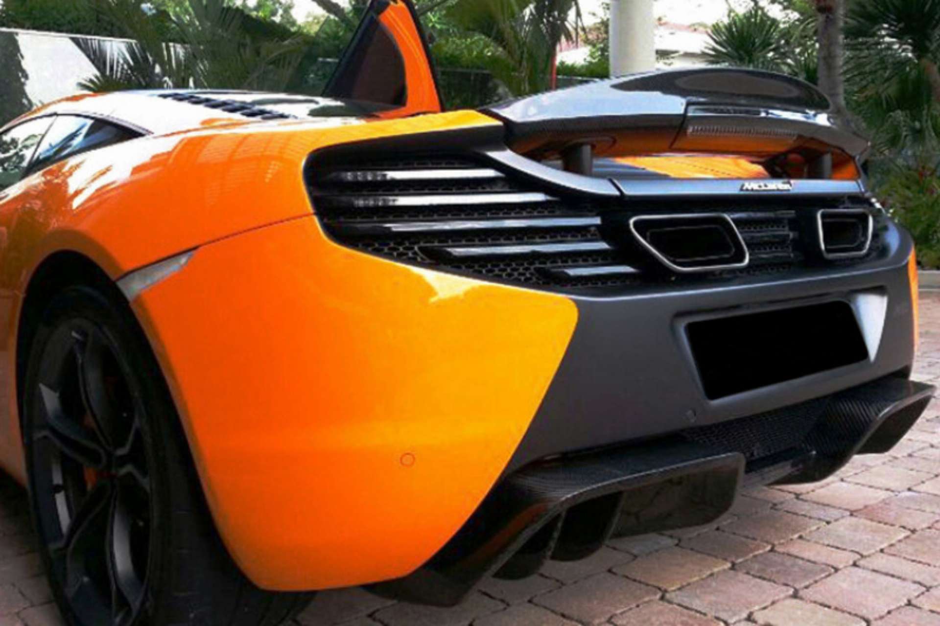 Picture of VR Aero McLaren MP4-12C-650S Carbon Fiber Air Brake Ducktail Style