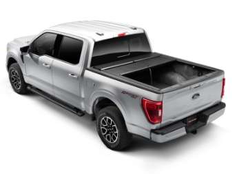 Picture of Roll-N-Lock 21-22 Ford F150 w-o OE Cargo Tracks - 78-9in- Bed M-Series Retractable Tonneau Cover