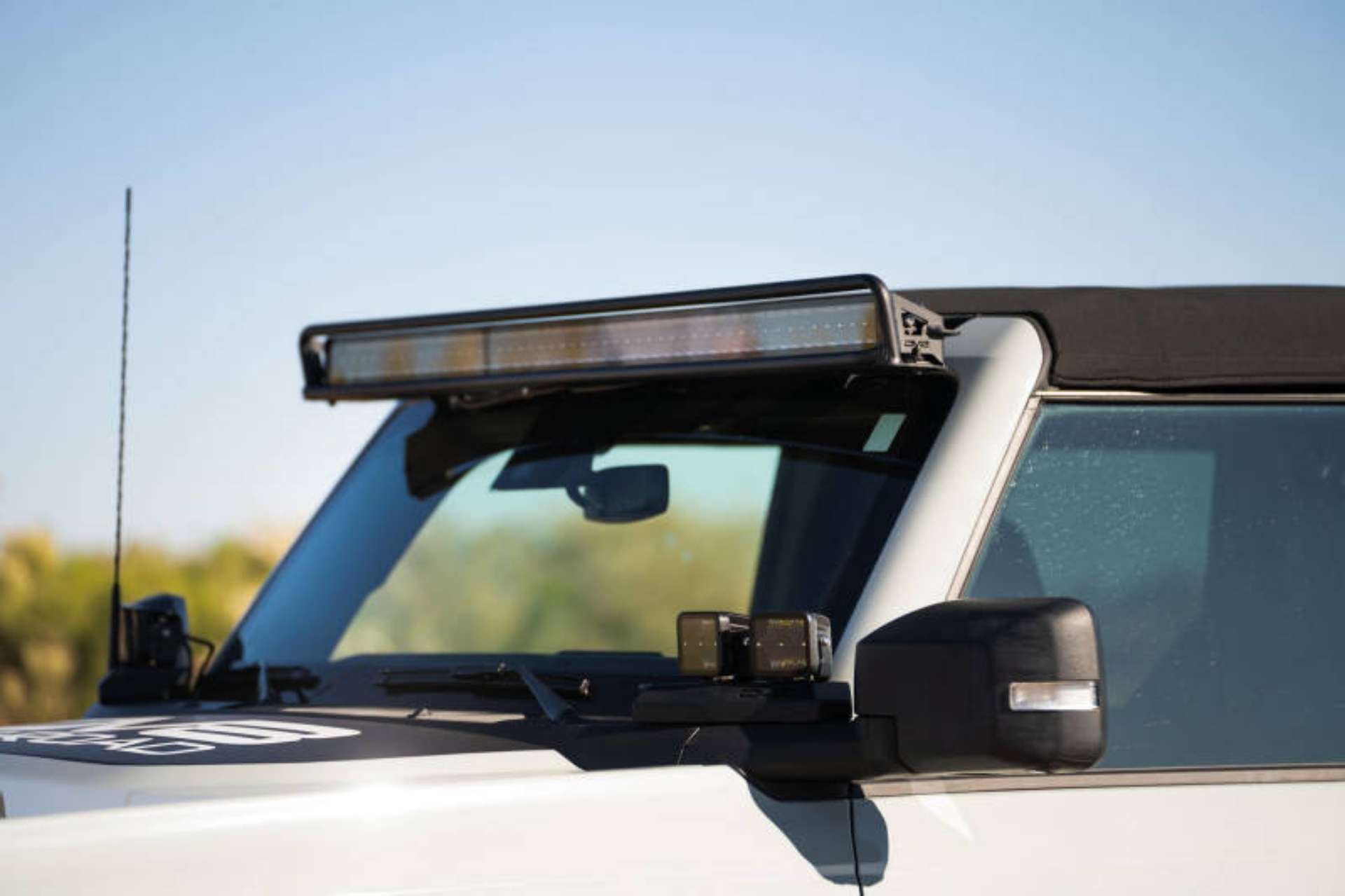 Picture of DV8 Offroad 21-22 Ford Bronco 52-Inch Straight LED Light Bar Mount