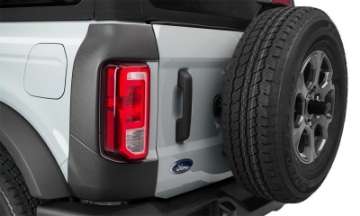 Picture of Bushwacker 21-22 Ford Bronco 2-4 Door Trail Armor Rear Corner 2pc Rear - Tex- Black