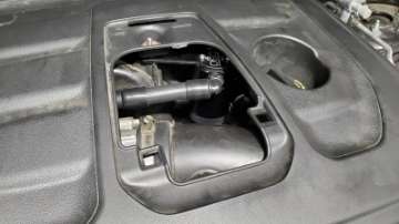 Picture of J&amp;L 16-24 Dodge Durango - Jeep Grand Cherokee 3-6L Oil Separator 3-0 Passenger Side - Black Anod