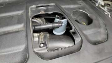 Picture of J&amp;L 16-24 Dodge Durango - Jeep Grand Cherokee 3-6L Oil Separator 3-0 Passenger Side - Clear Anod