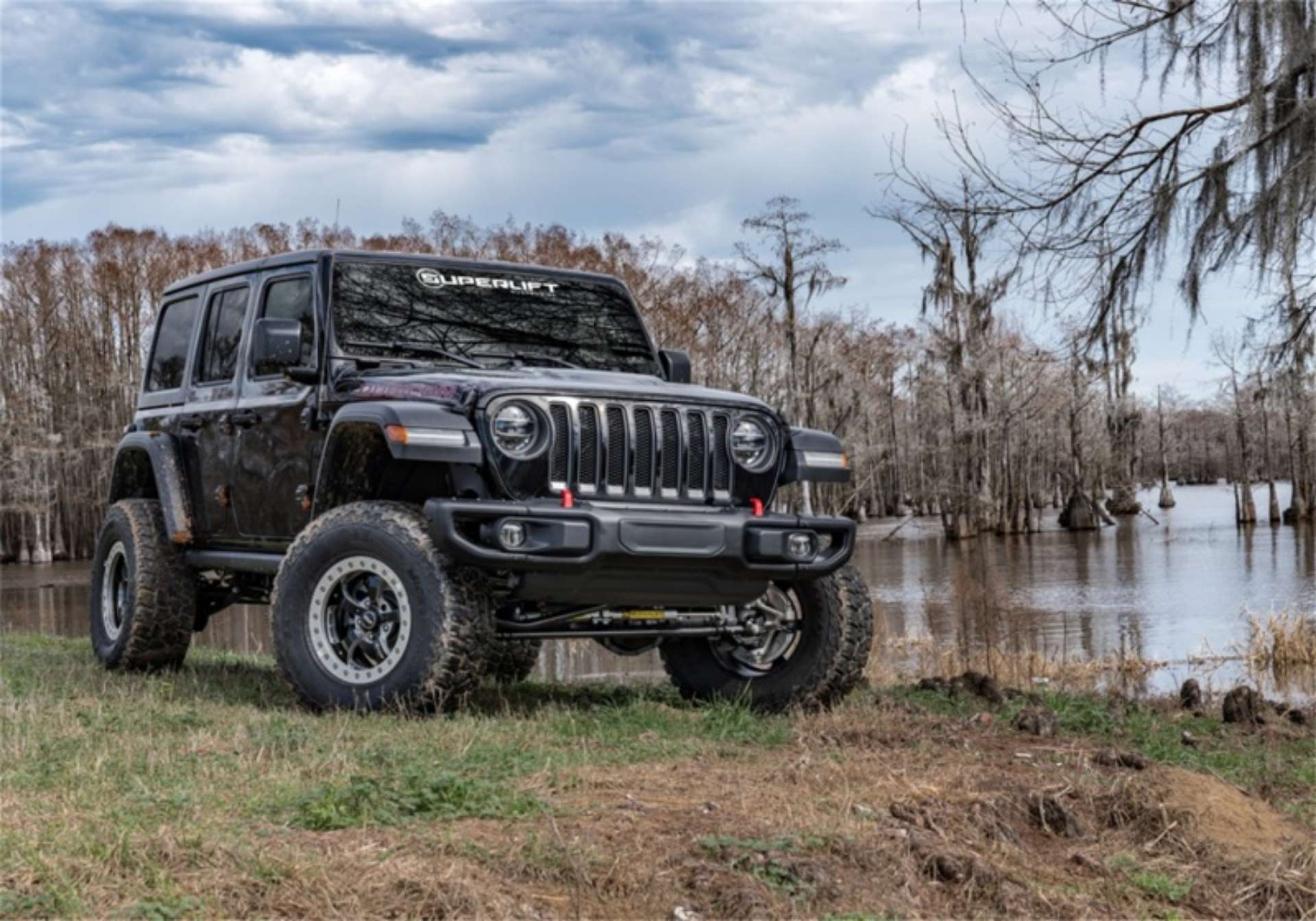 Picture of Superlift 18-22 Jeep Wrangler JL NO Mojave 4WD 2-5in Dual Rate Coil Lift Kit w-Fox 2-0 Res Shocks