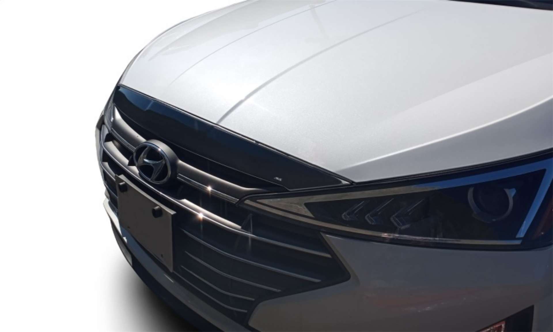 Picture of AVS 19-20 Hyundai Elantra Aeroskin Low Profile Hood Shield - Smoke