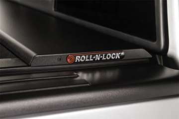 Picture of Roll-N-Lock 2022 Toyota Tundra Crew Cab-Double Cab 66-7in M-Series Retractable Tonneau Cover