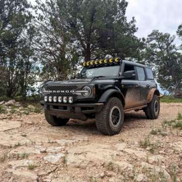 Picture of KC HiLiTES 21+ Ford Bronco 39in- Gravity LED Pro6 Light Bar Kit Front Bumper