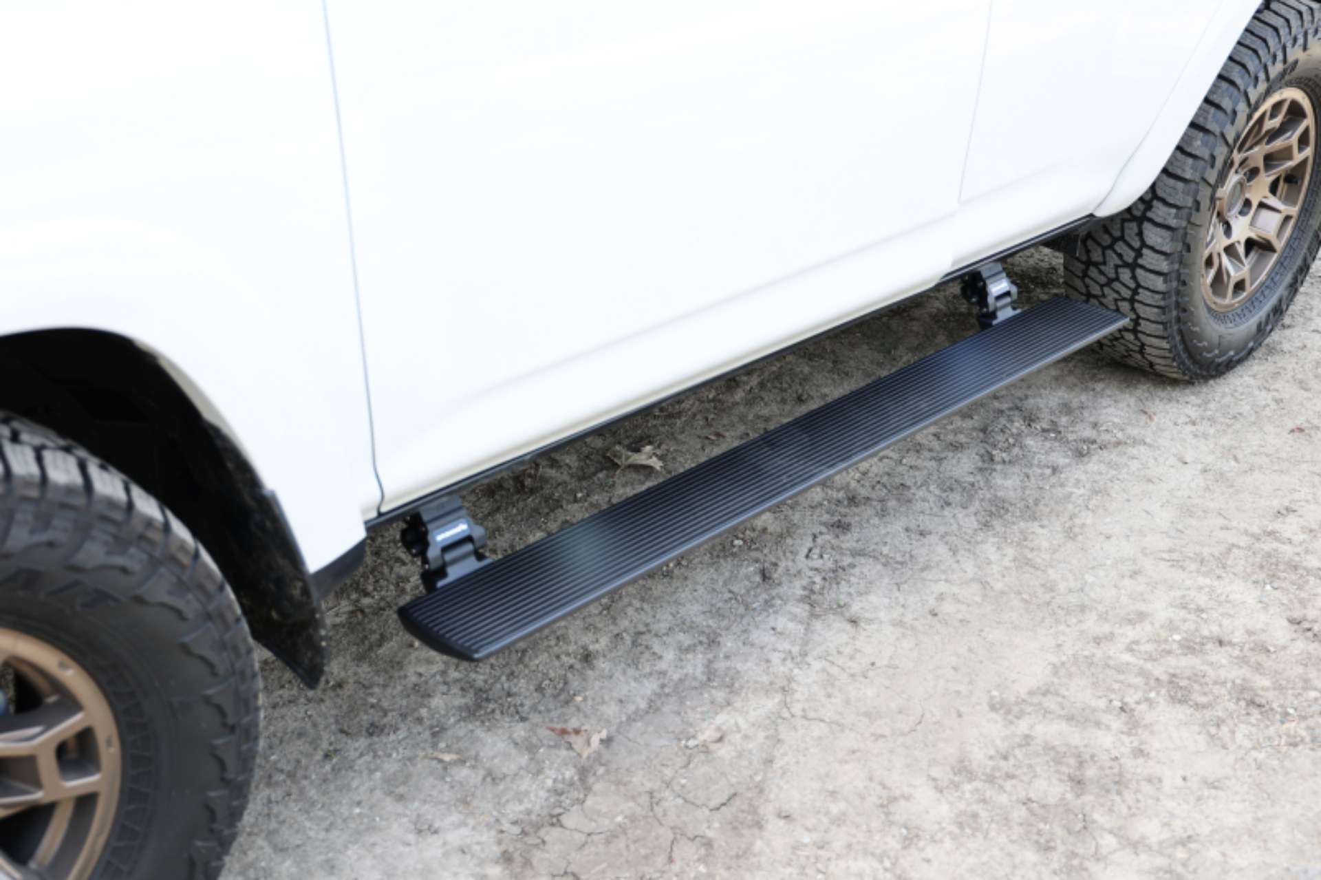 Picture of Go Rhino 14-23 Toyota 4Runner 4dr E-BOARD E1 Electric Running Board Kit No Drill - Tex- Blk