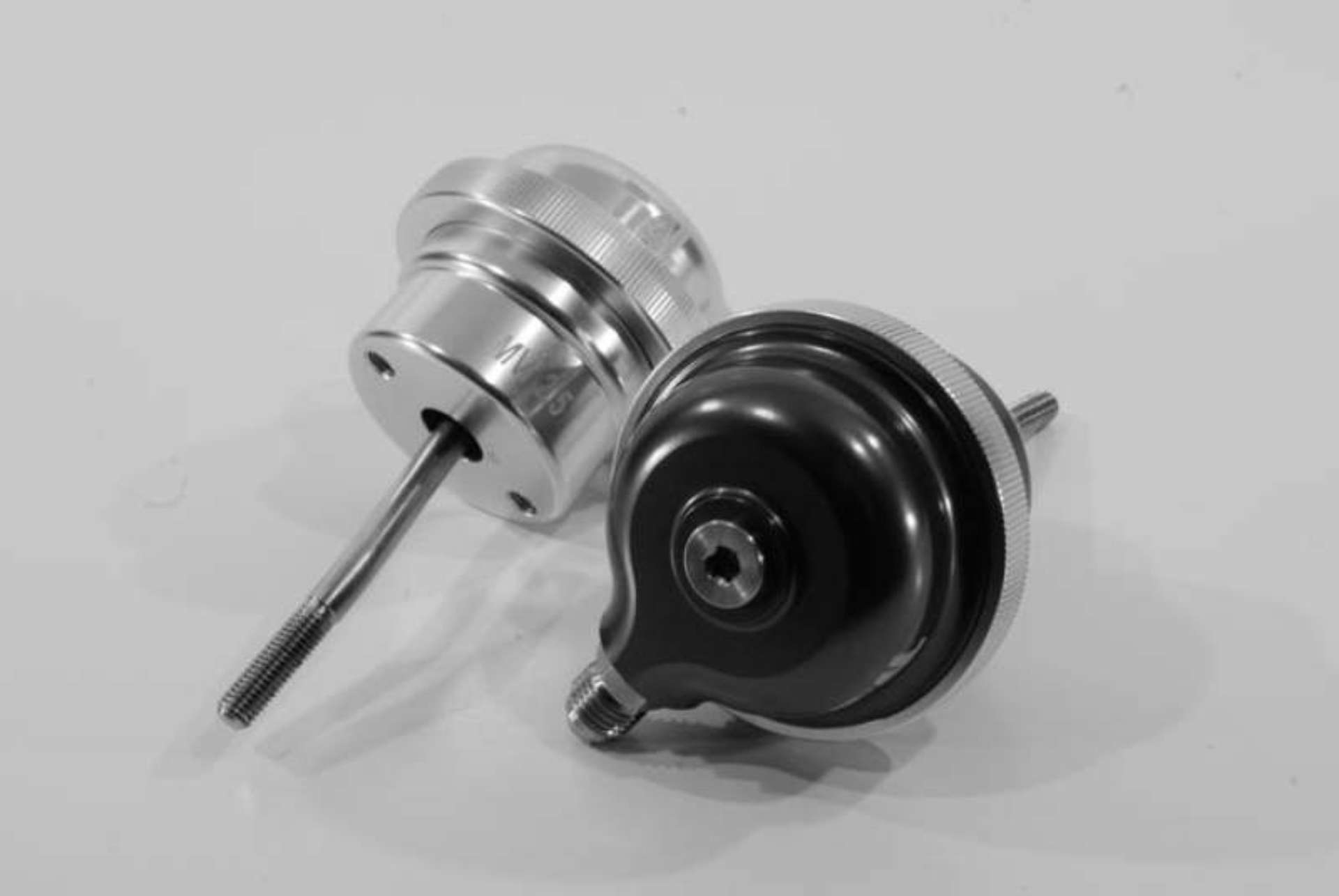 Picture of TiAL Sport MV-I 2-5 Wastegate Actuator 12 PSI Bent Rod - Silver