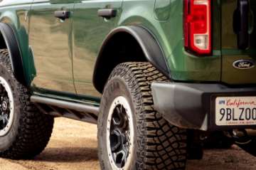 Picture of DV8 Offroad 21-23 Ford Bronco Tube Fender Flares